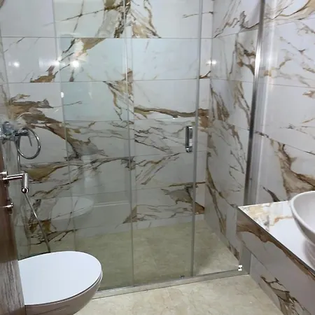 Pink House * Jagodina