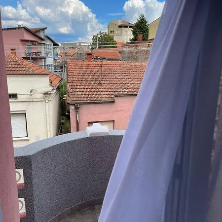 Apartment Pink House
