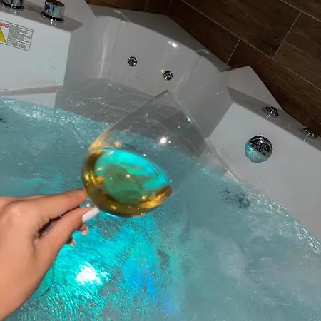 Pink House Apartament *